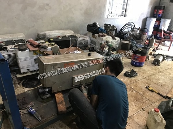 bao duong bom chan khong vong dau busch ra 0250d