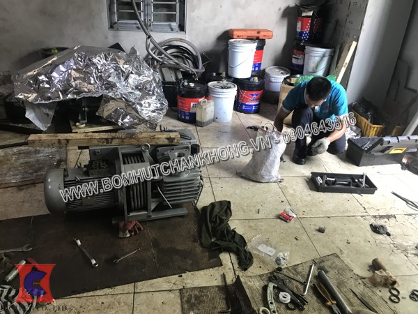 Bảo dưỡng và bán bơm chân không vòng dầu Busch RA 0250D