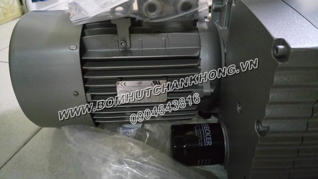 bom hut chan khong vong dau Becker U5.100