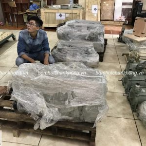 Bơm chân không vòng dầu cũ 5,5 kW tại HCTECH