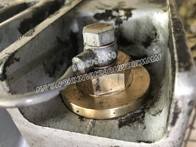 Du an bao dương sua chua bom hut chan khong Riestchle Model VC303