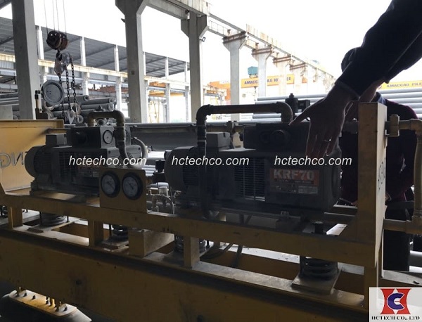 Hệ thống chân không trong vận chuyển cọc bê tông