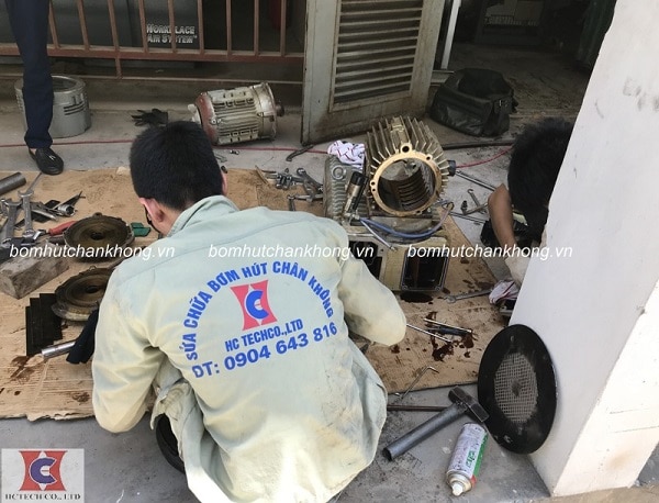 huong dan kiem tra dinh ky bom chan khong vong dau 