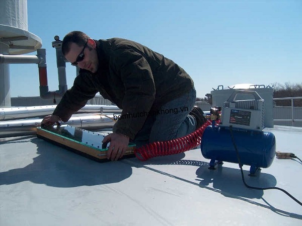 kiem tra moi han bang cong nghe chan khong