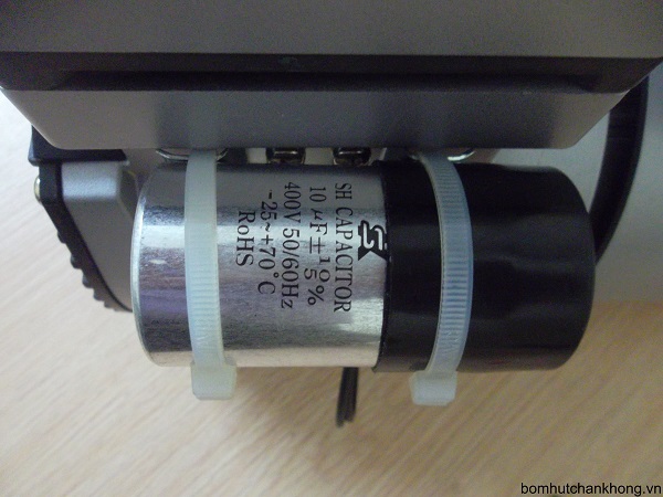 Hình ảnh bơm hút chân không khô piston DP 120V