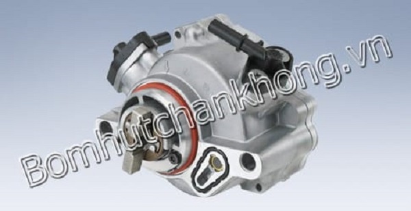 su dung bom chan khong trong he thong phanh ham o to 2