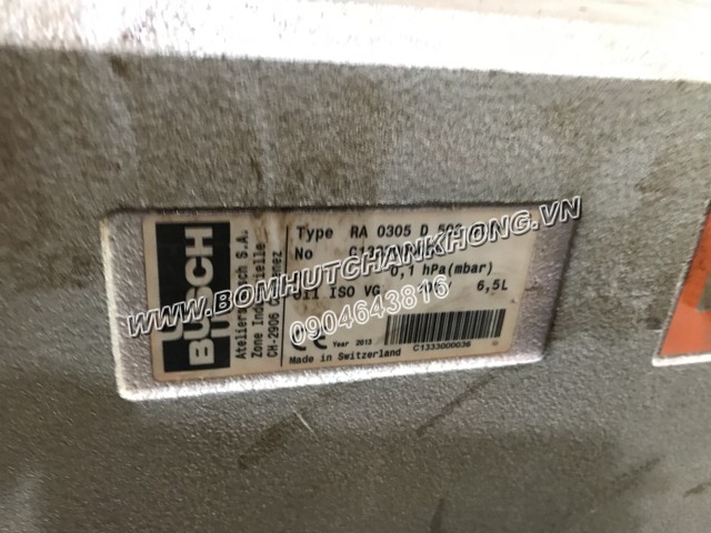 sua-bom-hut-chan-khong-vong-dau-busch-ra0305d-cho-nha-may-gach