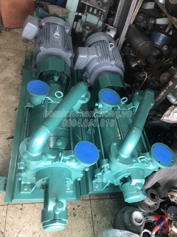 Bơm hút chân không vòng nước cũ 2 cấp