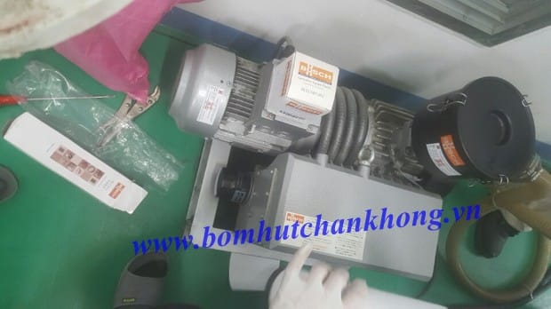 bao duong bom hut chan khong