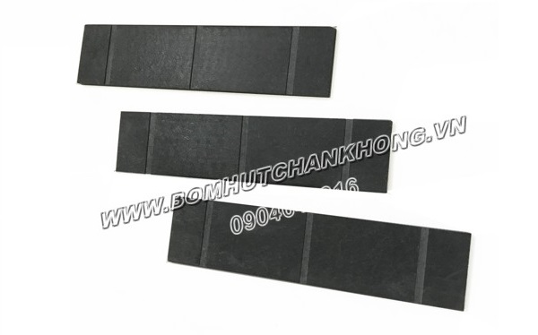 Cánh gạt có độ cứng cao, chống chịu lực tốt, chịu nhiệt tốt