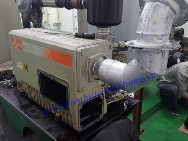 Bơm chân không bị rò rỉ