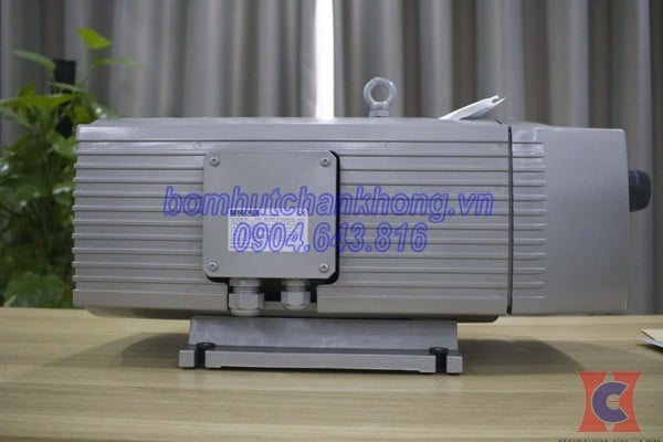 review bom hut chan khong kho becker vt4 40