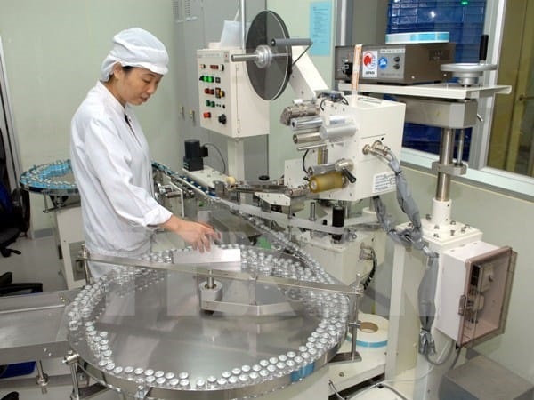 bom chan khong trong phong thi nghiem