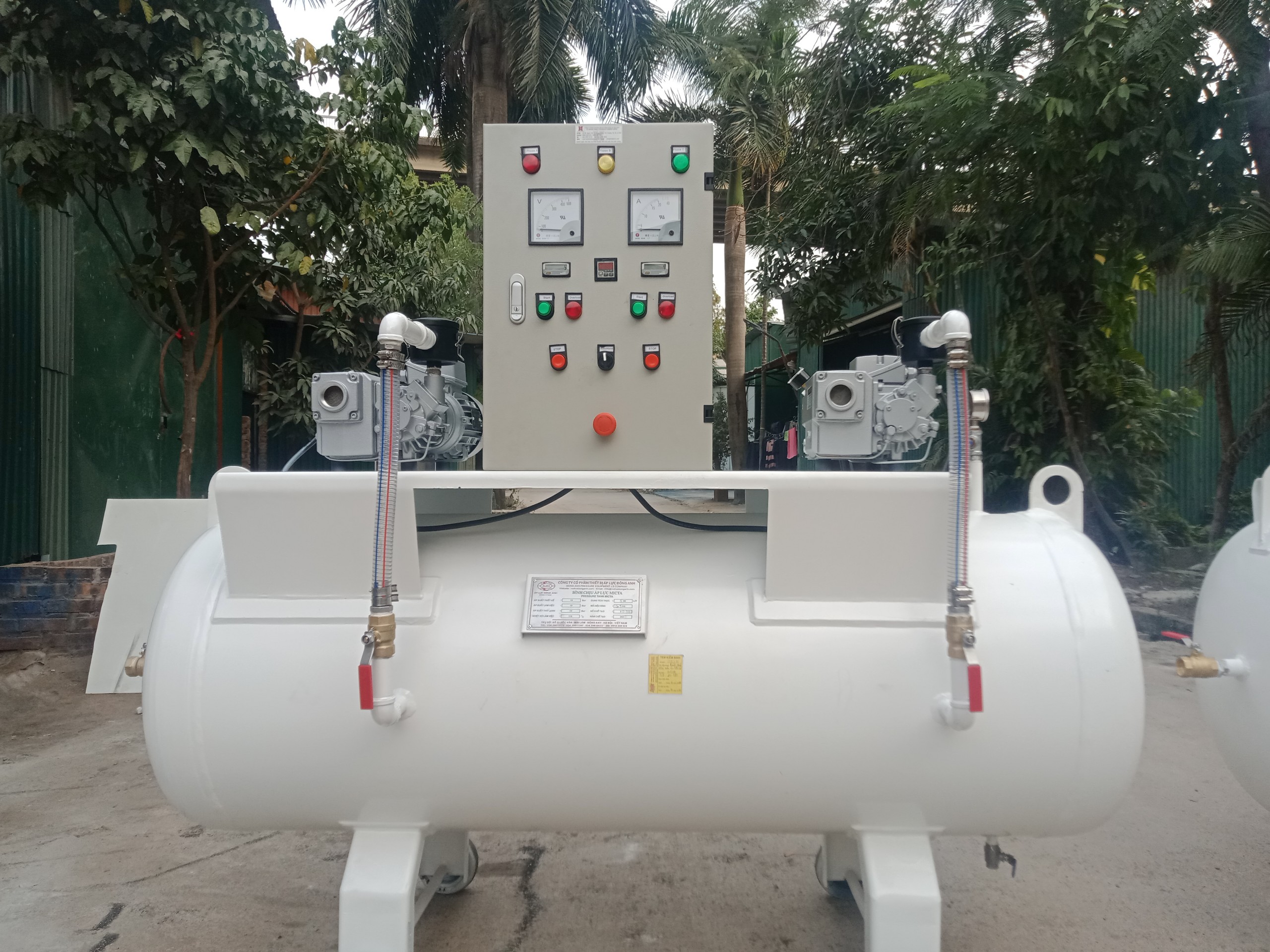 hoan thien he thong bom chan khong