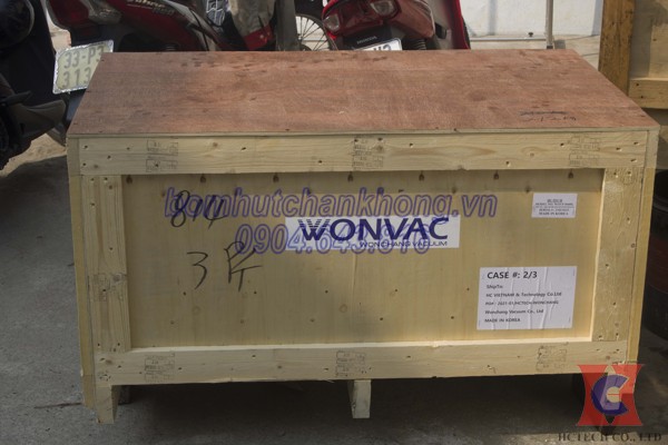 bom chan khong wonchang duoc dong goi trong thung go chac chan