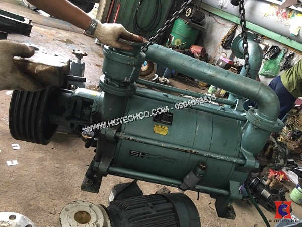 Máy bơm chân không vòng nước Nhật bãi 15kw 20hp