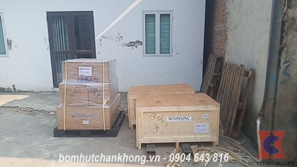 Lô hàng có nhiều model máy bơm chân không khác nhau