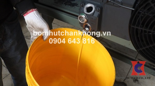 Dừng bơm và xả dầu ra khỏi bơm