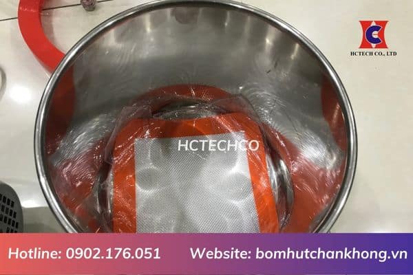 noi hut chan khong khu bot khi