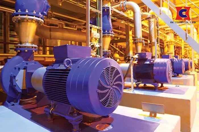 Bơm hóa chất công nghiệp sử dụng trong dây chuyền sản xuất xe máy